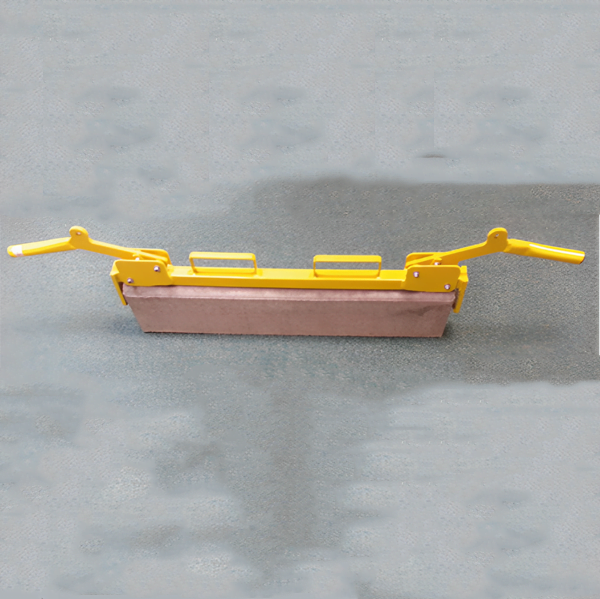 Pince à bordure standard ( prise possible avec élingue )