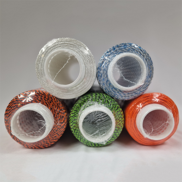 Ficelle à aiguiller (tir fil) 1 Ficelle à aiguiller (tir fil)